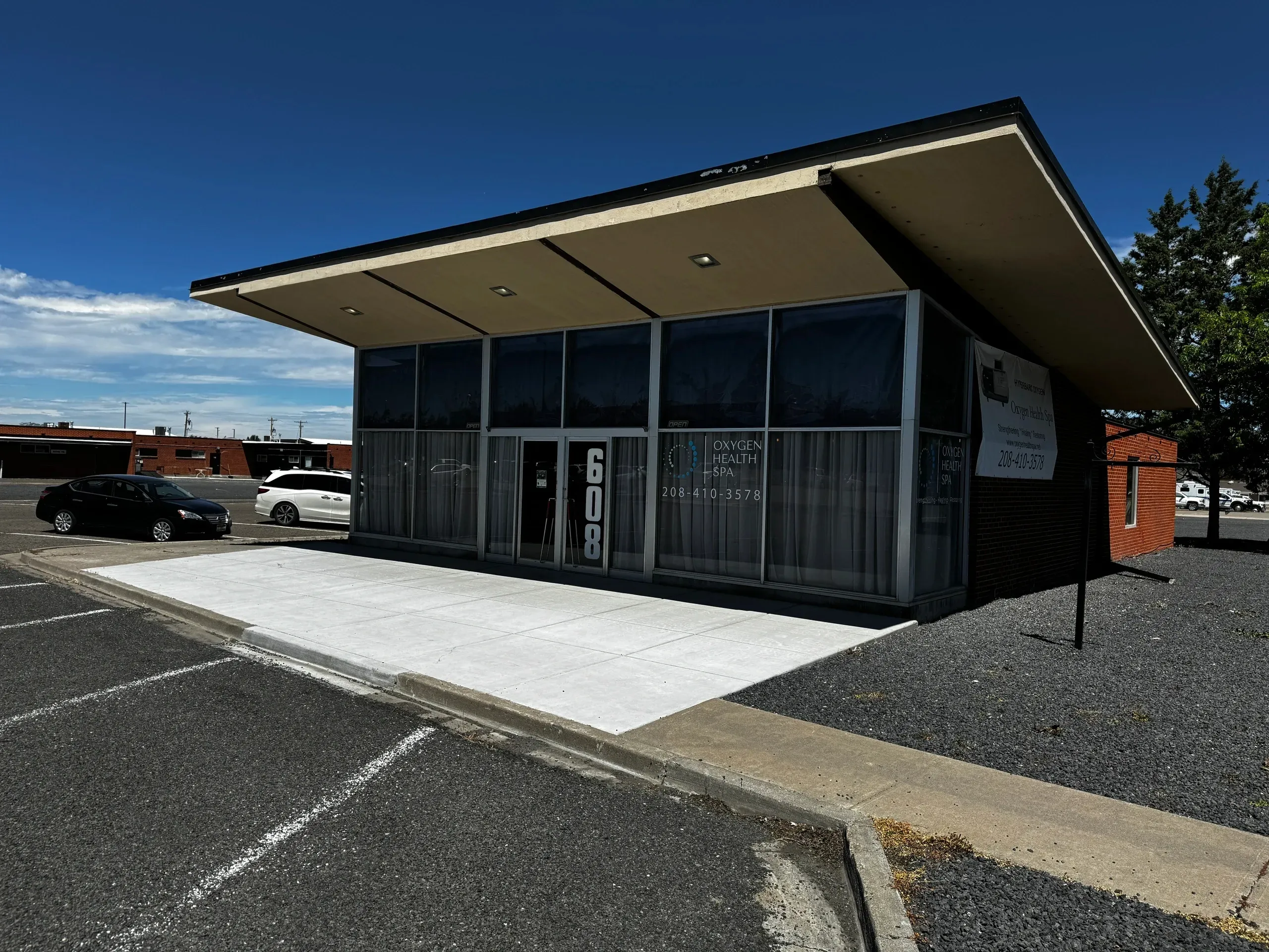 Angular roof structure on office building